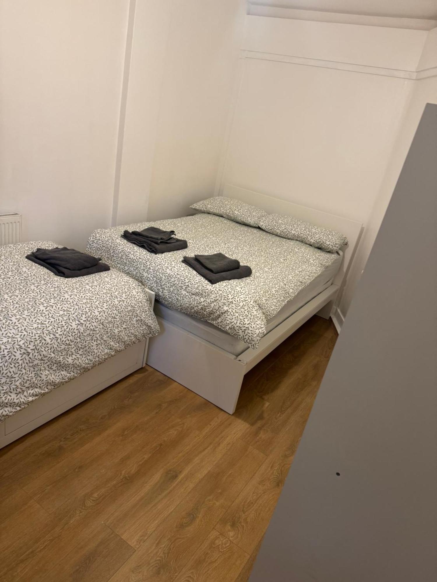One Bedroom Apartment In Tower Bridge Road ロンドン エクステリア 写真
