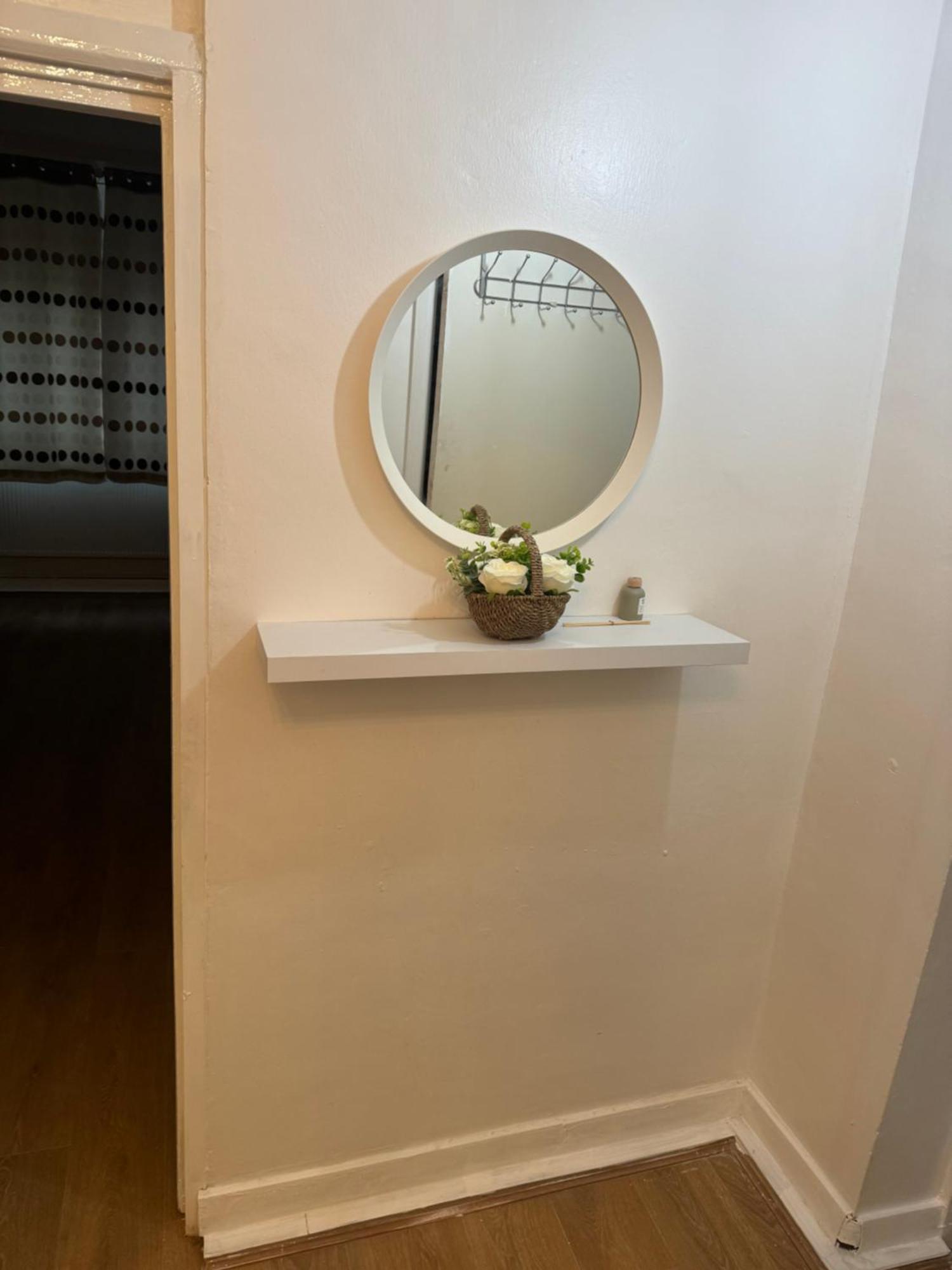 One Bedroom Apartment In Tower Bridge Road ロンドン エクステリア 写真